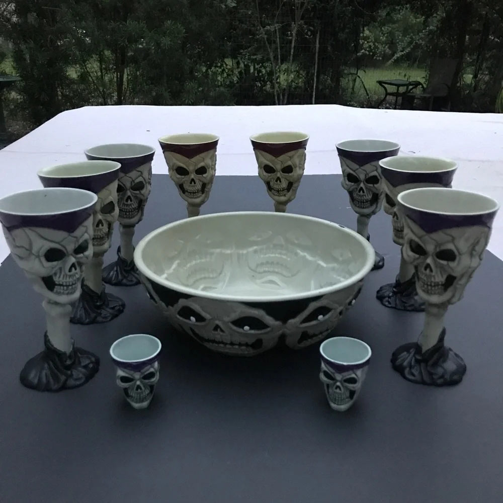 🎃 Massive 90’s Rare Vintage Piece of Nostalgia Halloween Bundle | Bowl Set $100